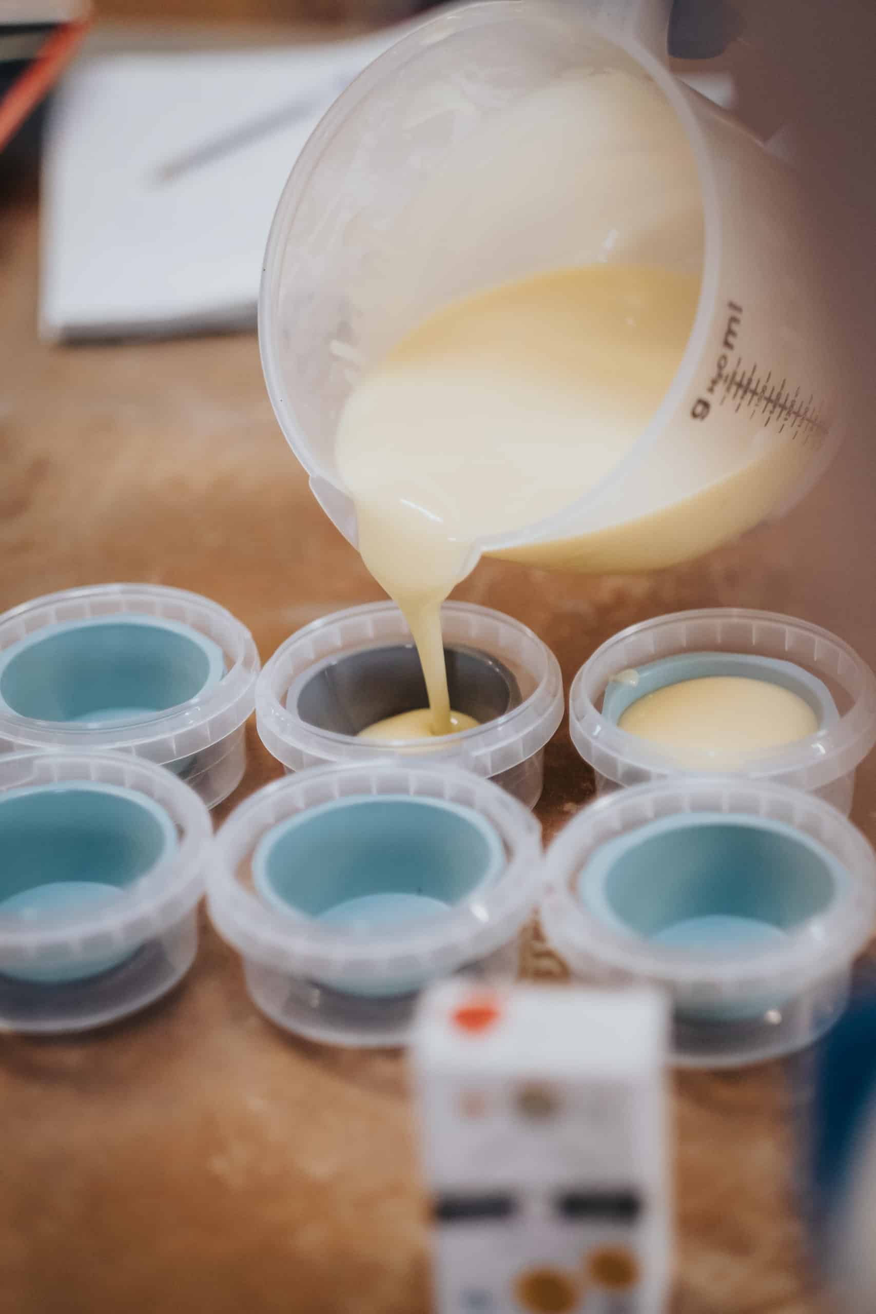 Fabrication de savon saponifié à froid en atelier Wash Wash Cousin